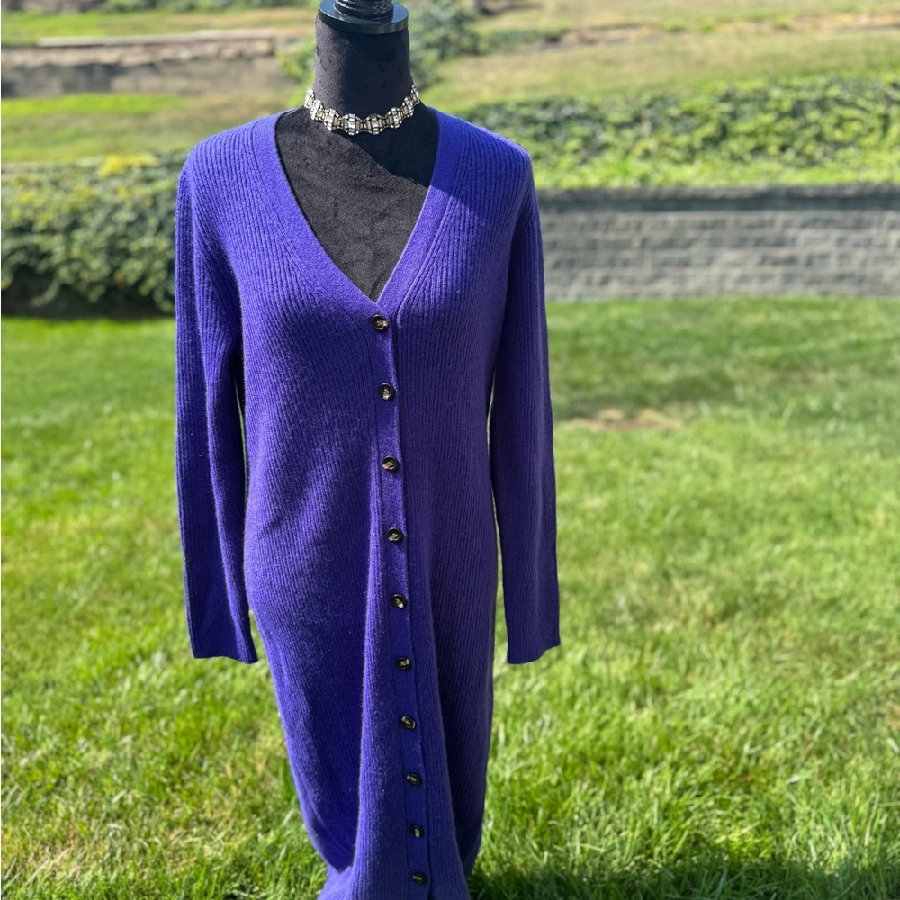 #ANN TAYLOR 100%CASHMERE Large Midnight Grape V-neck button down Sweater Dress